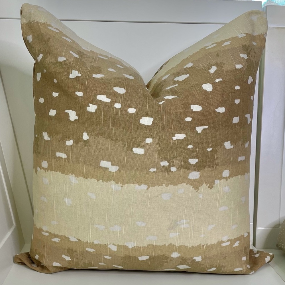 Ballard Designs Antelope Brown Fabric 20x20 Pillow